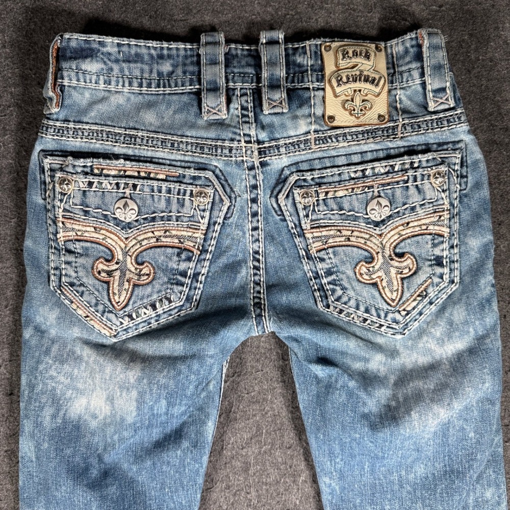 Rock Revival Stellan Slim Boot Jeans Mens 28 Light Wash Distressed Fleur-De-Lis